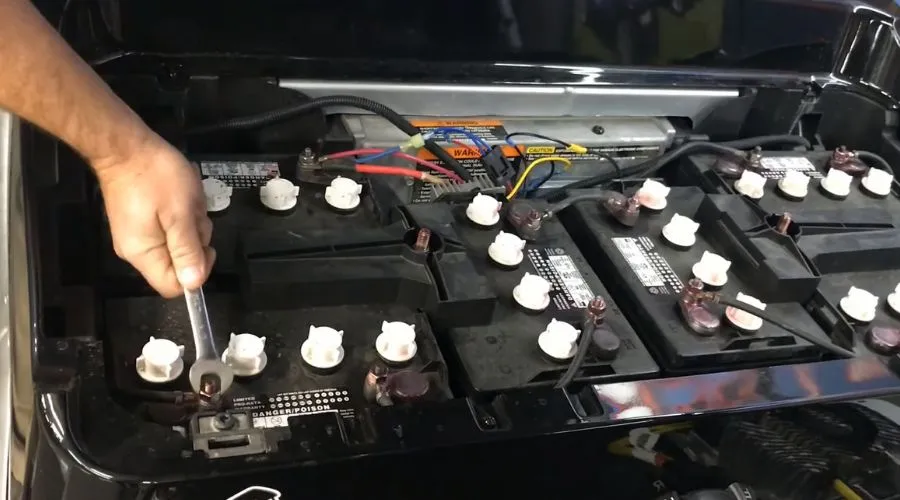Maintaining Your Golf Cart Battery